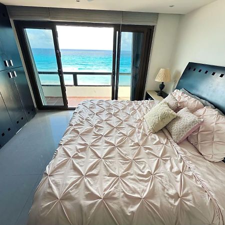 Amazing Beachfront Apartment แคนคูน ภายนอก รูปภาพ
