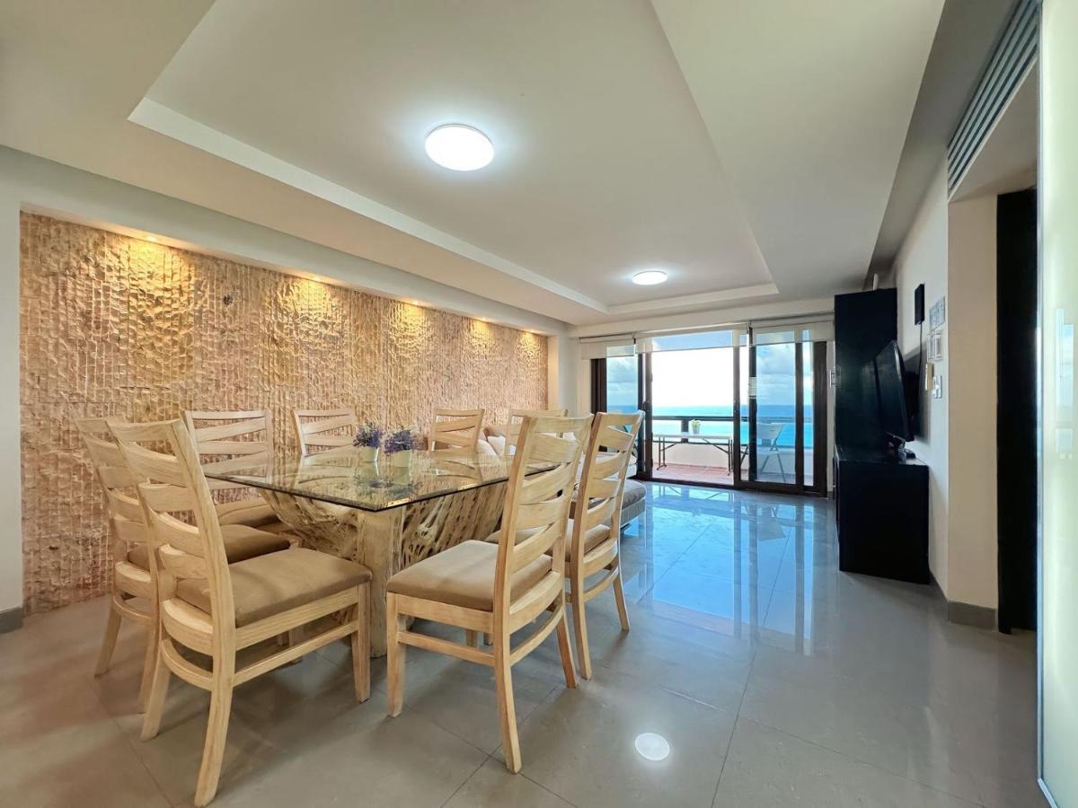 Amazing Beachfront Apartment แคนคูน ภายนอก รูปภาพ