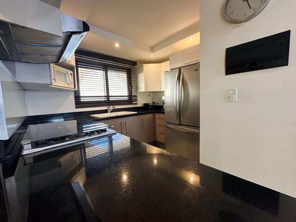 Amazing Beachfront Apartment แคนคูน ภายนอก รูปภาพ